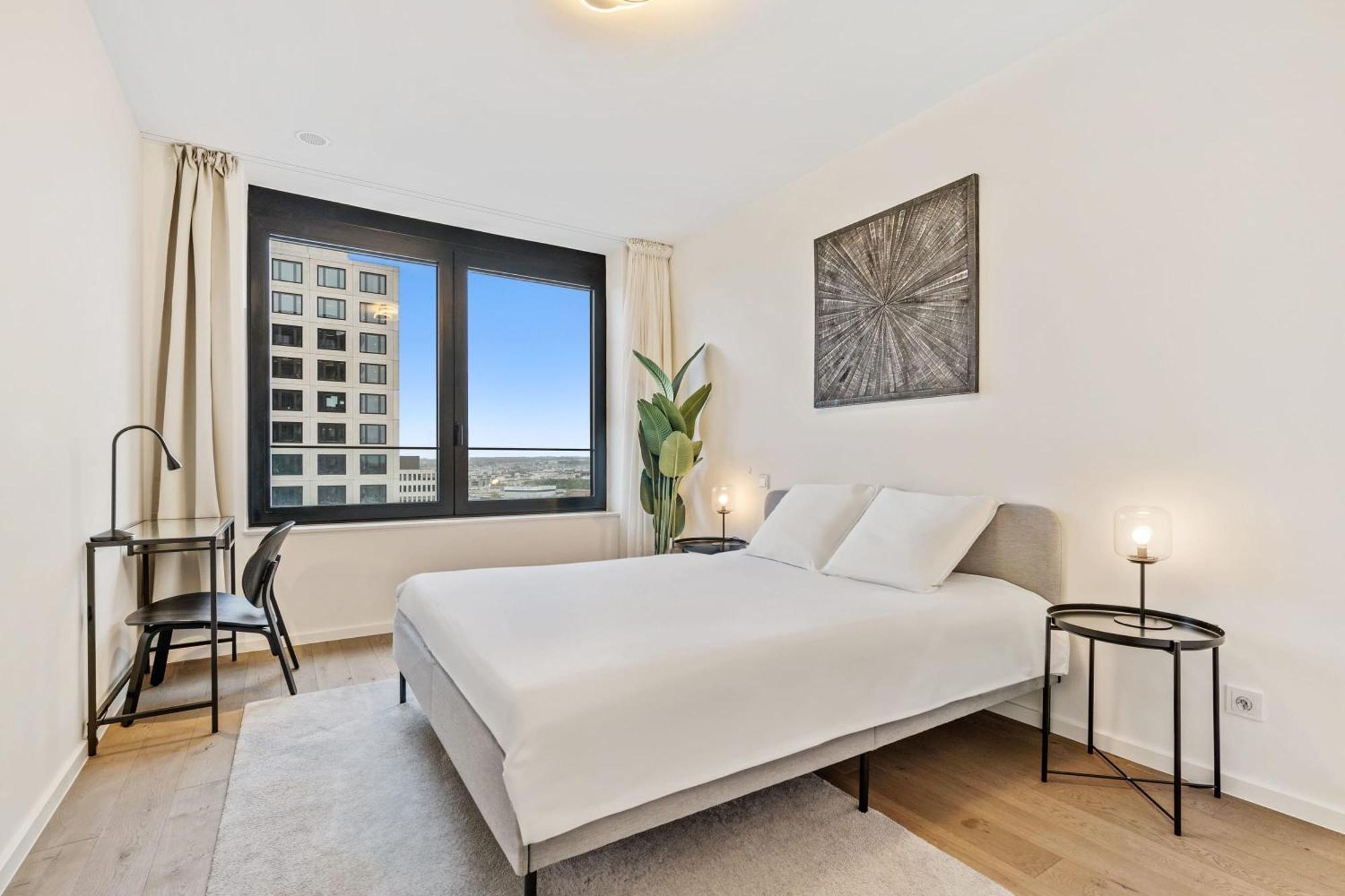 לוקסמבורג Modern 2BR Apartment with Pool & City Views מראה חיצוני תמונה